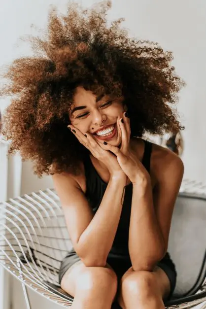 can dental crowns be replaced